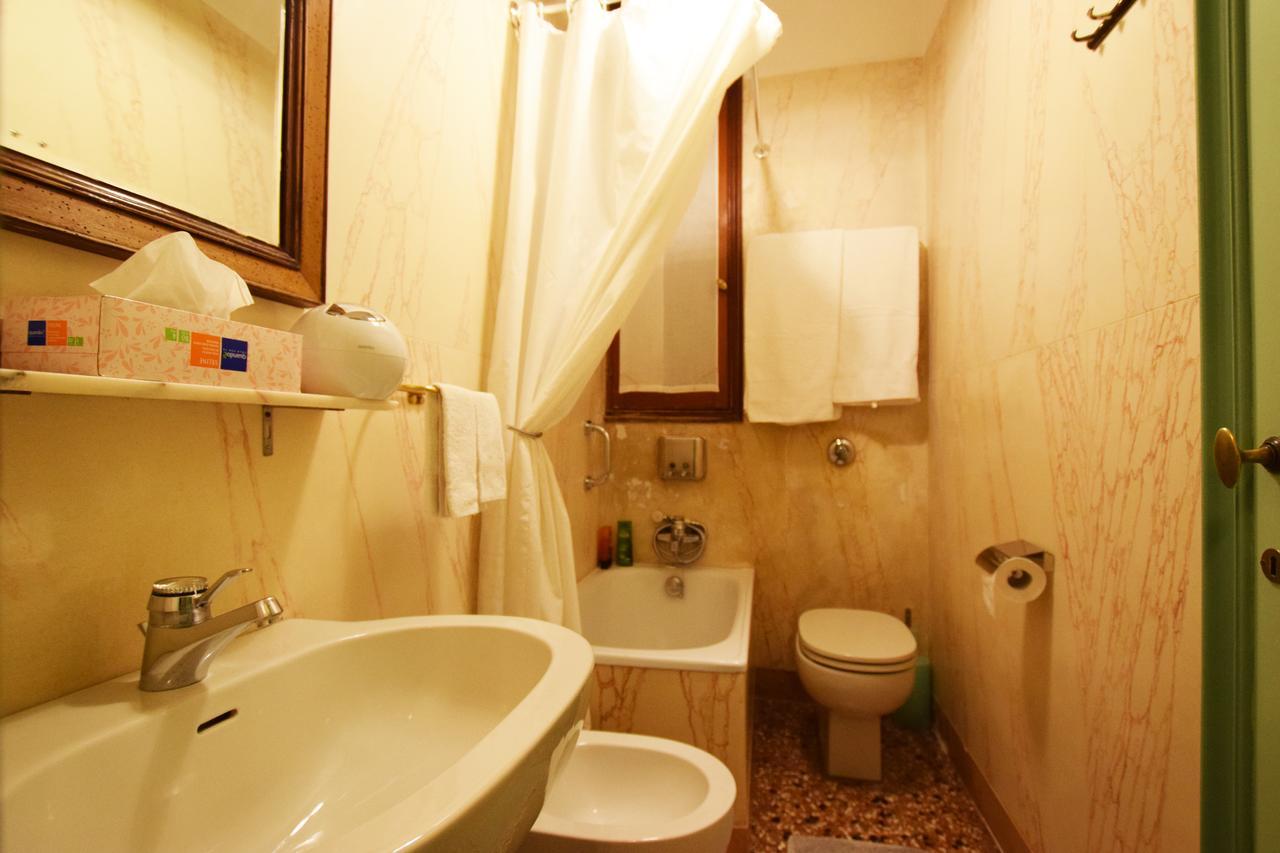 Manin Apartment เวนิส ภายนอก รูปภาพ